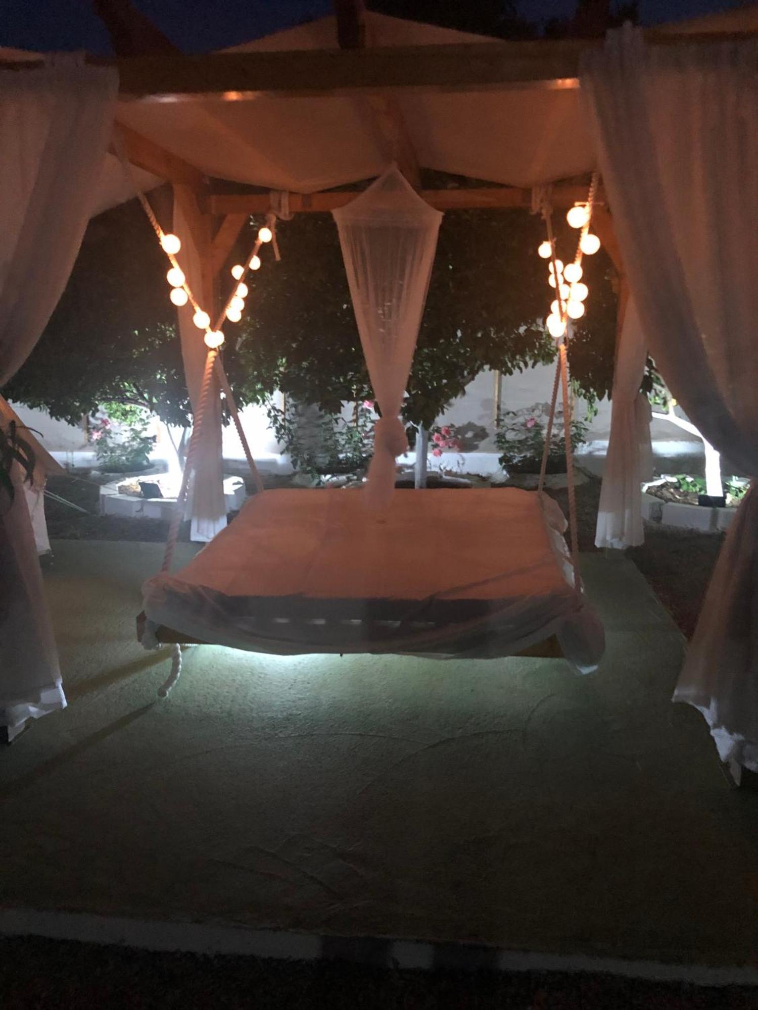 Converted Shed Studio & Garden Hanging Bed Porto Rafti Ngoại thất bức ảnh